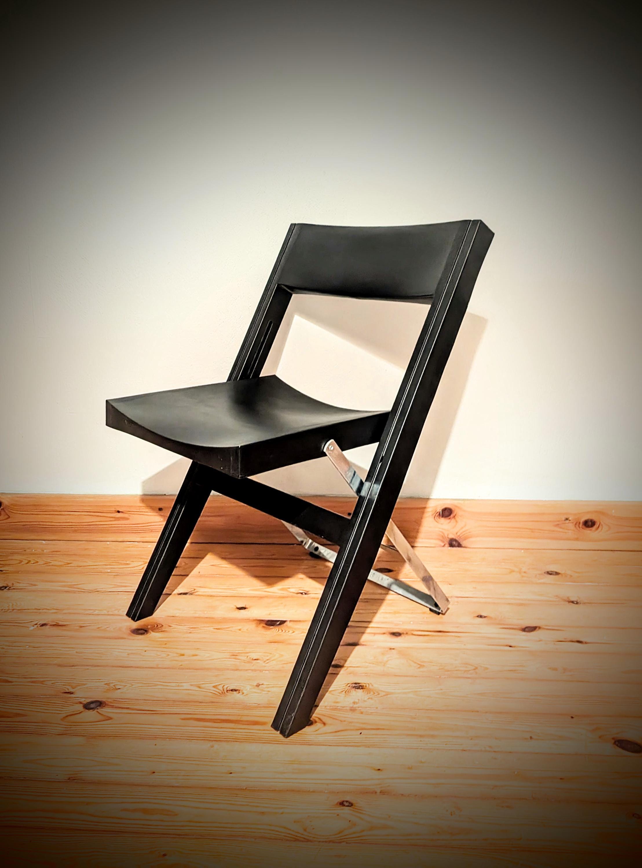 送料込み！カリガリス　ポストモダン Folding chair ② 折りたたみ 送料込み！カリガリス ポストモダン Folding chair ②