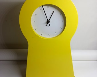 Horloge et armoire en métal vintage IKEA PS 1995 Jaune