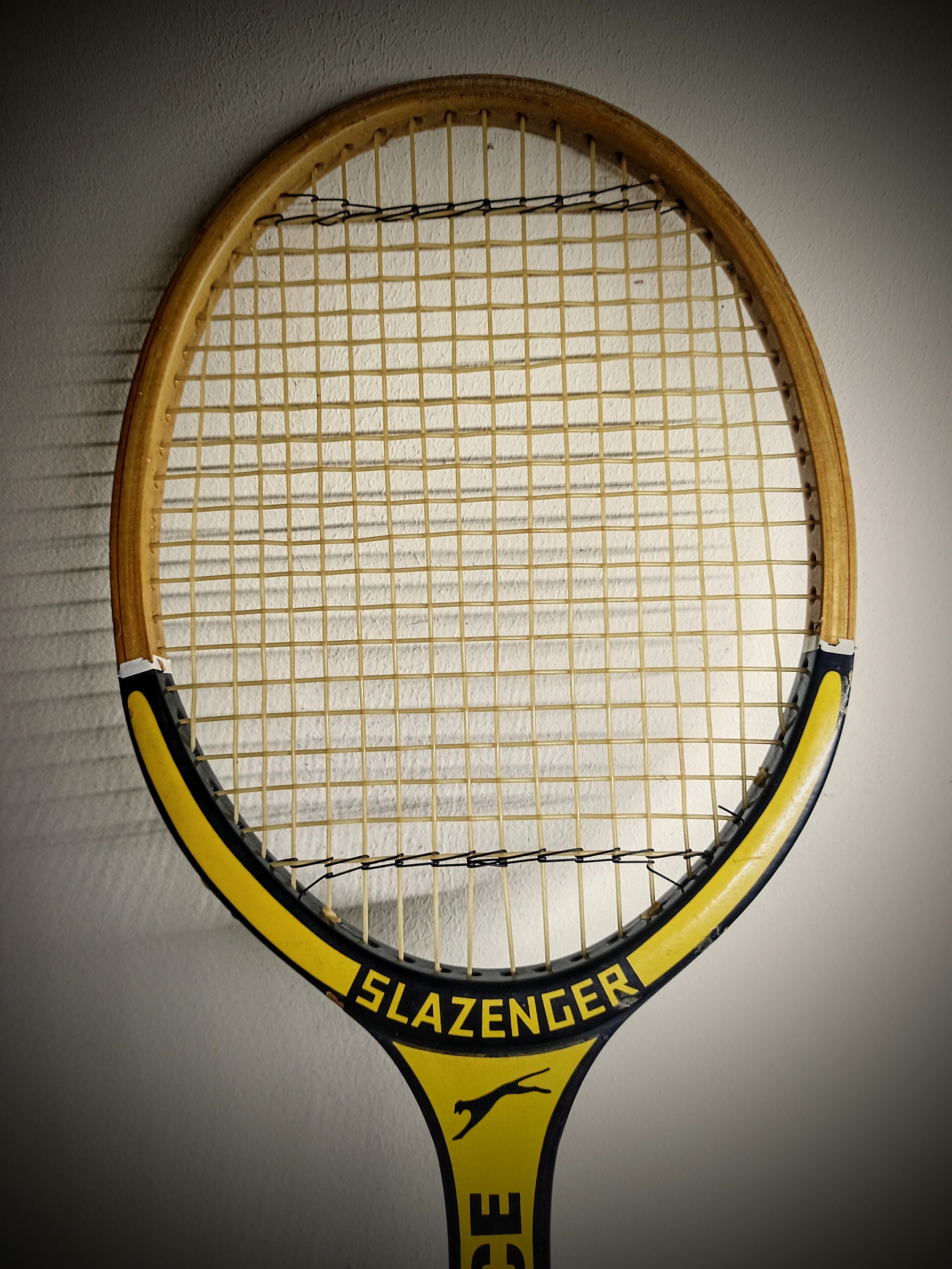 Raquette De Tennis En Bois Slazenger Vintage - 70 Cm, Cadre Tendeur, Rétro Collection