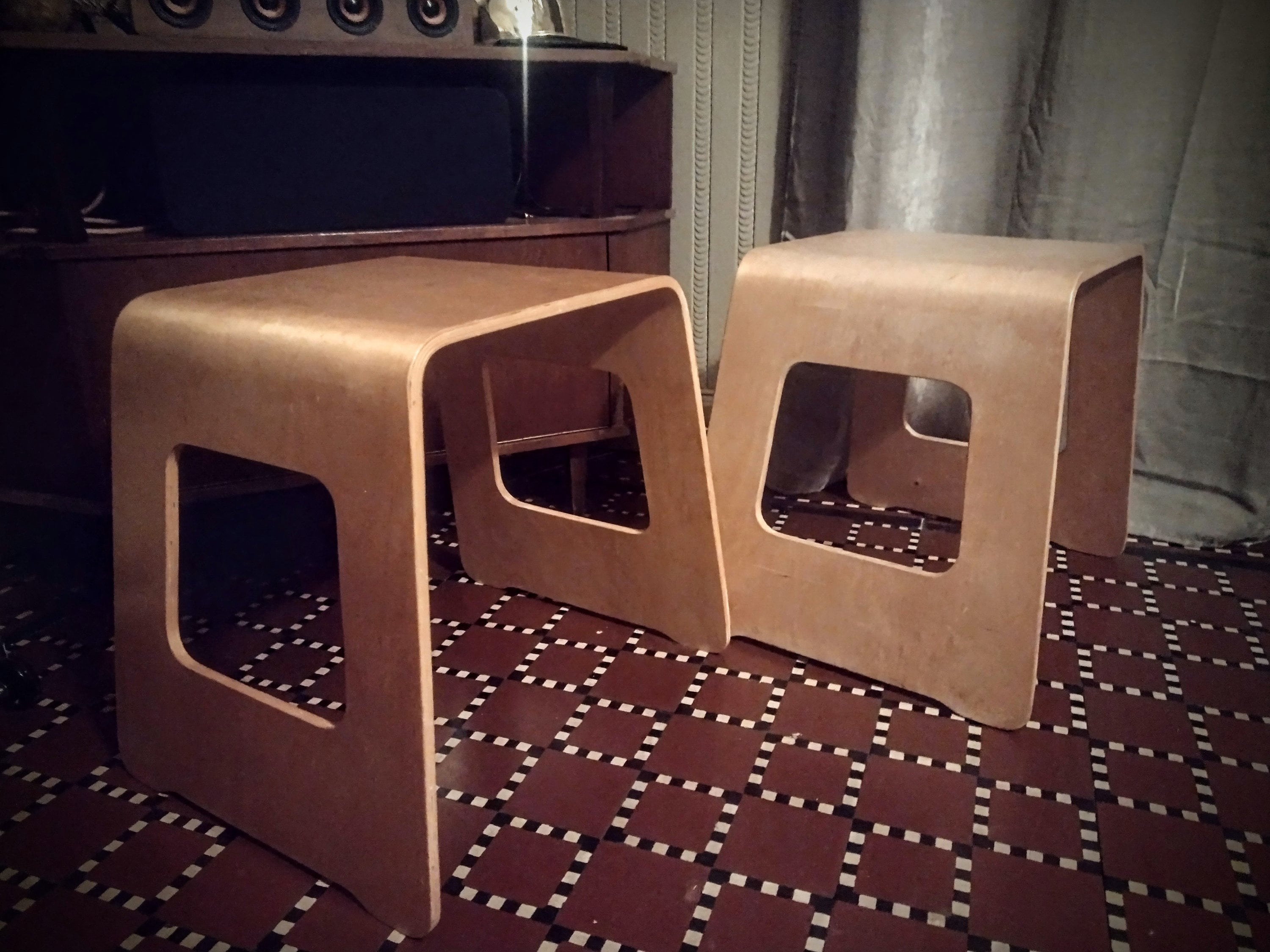 IKEA ベンジャミン ヴィンテージスツール サイドテーブル 2脚セット