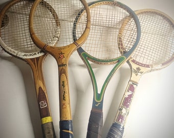 Set of FOUR vintage used wooden tennis rackets for refurbish or decoration (New strings needed) Wifra/Snauwaert/TEMZO/junior sport