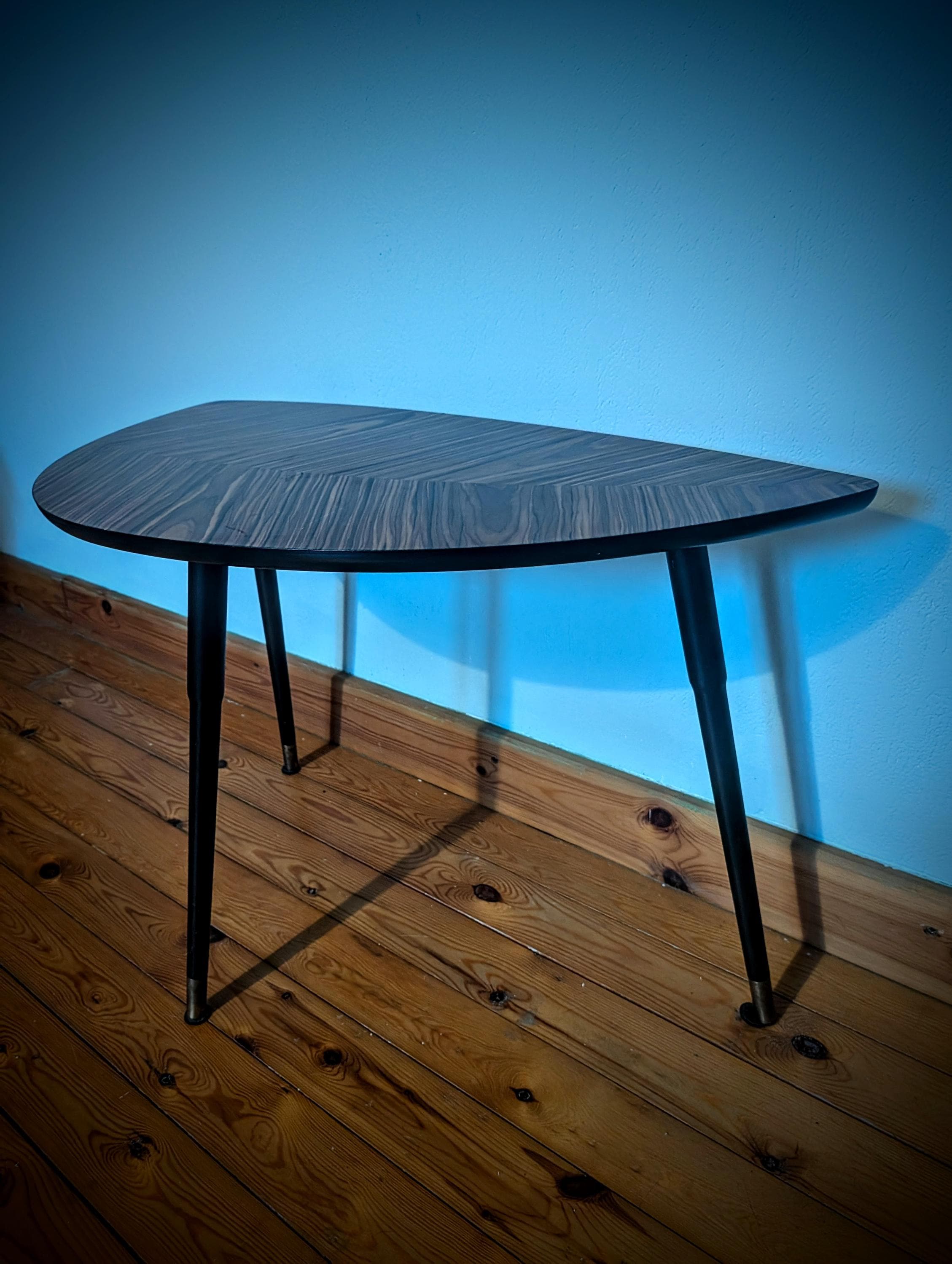美品☆ IKEAイケア LÖVBACKEN 青 サイドテーブル LÖVBACKEN side table, blue, 303/8x153/8