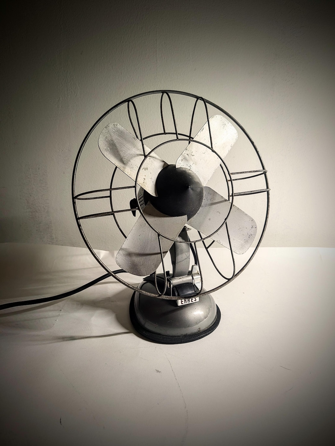 1950's 1960's Cool WORKING Vintage FAN!! Desk Fan by Erres Holland