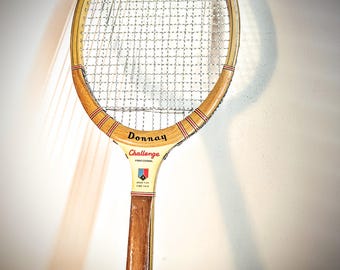 ヴィンテージの美しいDonnay木製テニスラケット。Speedflex