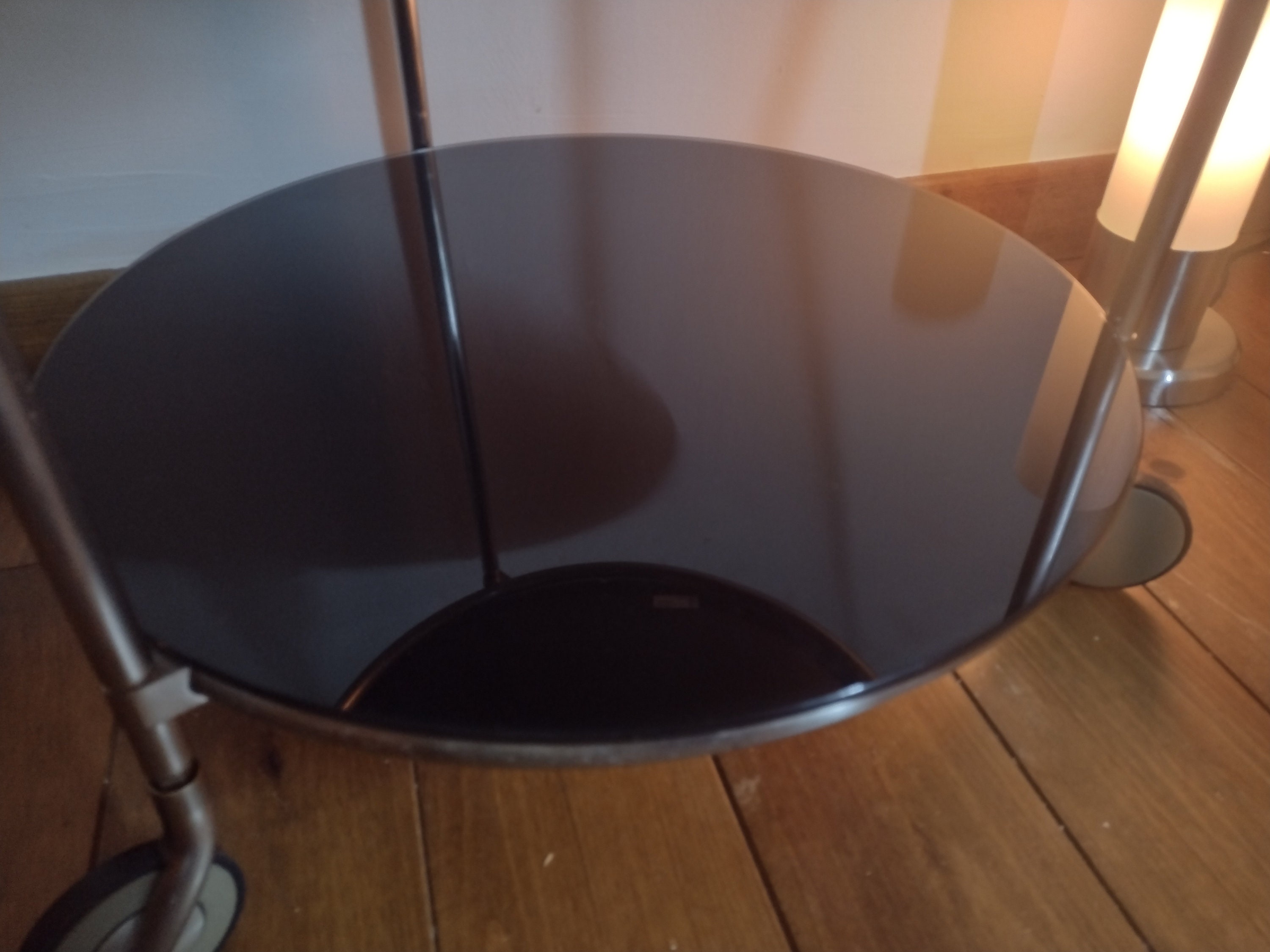 ヴィンテージIKEA STRIND BLACK ガラスと金属のローリングサイド ヴィンテージIKEA STRIND BLACK ガラスと金属のローリングサイド