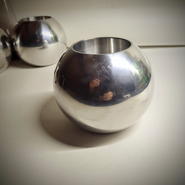 Cool Vintage Ikea NÄSSJÖ (1of3) Spherical Aluminium Candle Holder