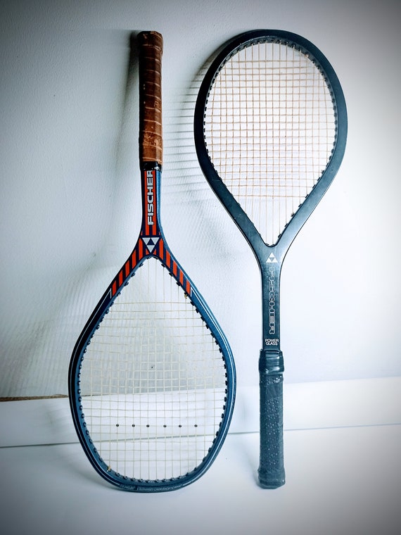 クールなヴィンテージ FISCHER テニス ラケット 2 個のセット