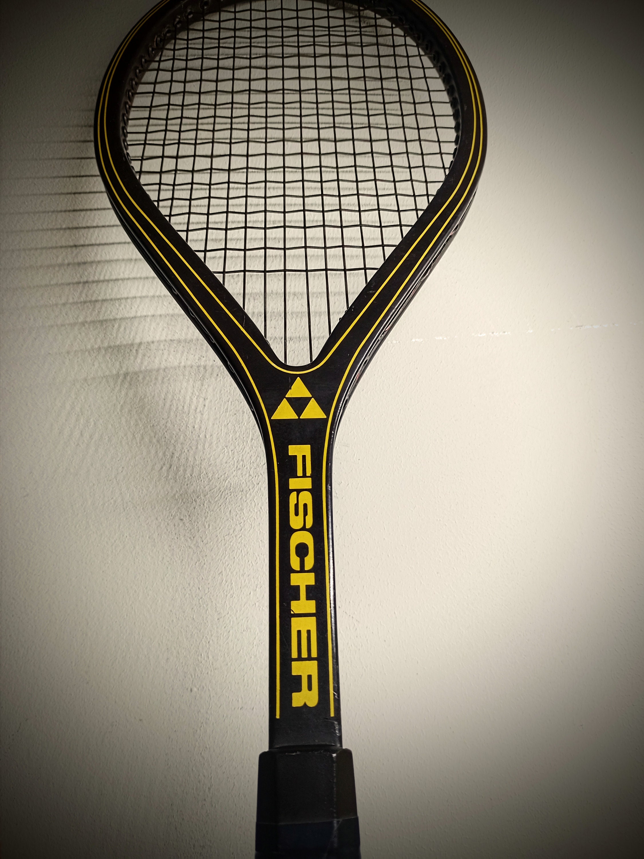 Raquette De Tennis Fischer Pro Classic 90 - Taille 4 1/2, Restringée, Occasion