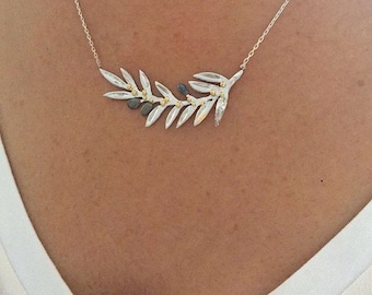 Delicado collar de rama de olivo: joyería de hojas de plata de ley