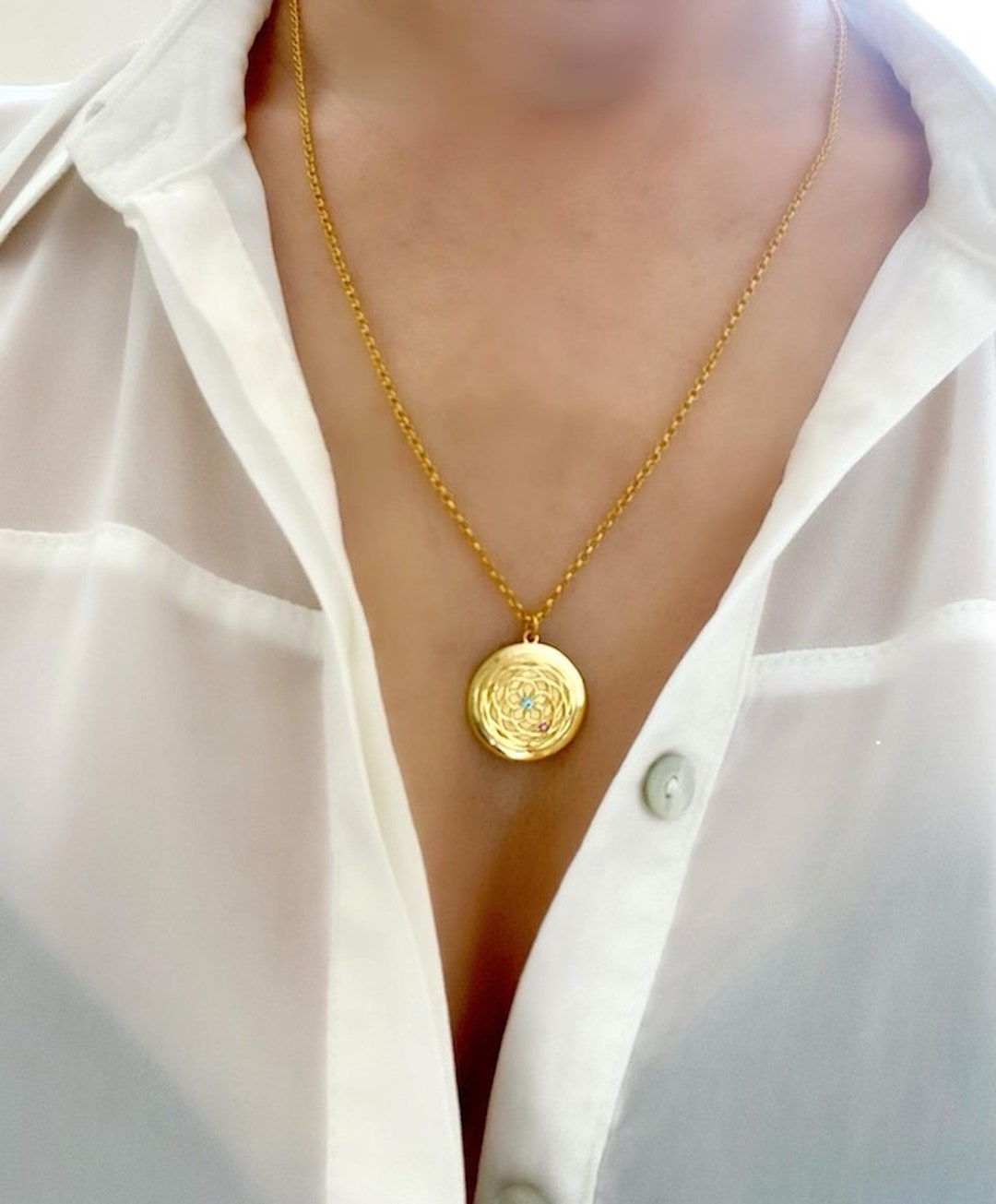 Gold Venus Necklace Rose of Venus Medallion Dance of Etsy