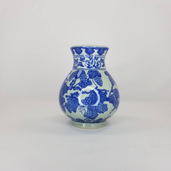 Antique Chinese Small Vase Chinese Blue and White Small Vase Etsy