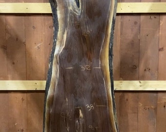 Black Walnut | Live edge wood | Reclaimed wood slabs | Kiln dried wood for sale | Trusted wood suppliers | Woodworking source