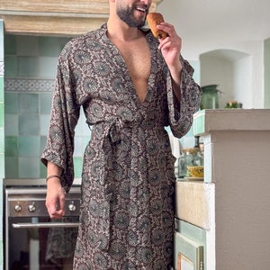 Silk boho men&#39;s kimono, kimono for him, silk bathrobe, dressing gown, gift for him