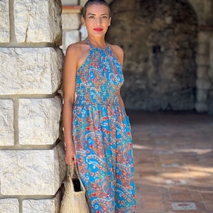 black floral velvet dress VELVET V-NECK PETAL STRAPLESS MAXI DRESS IN BLACK | CULT MIA main image 0