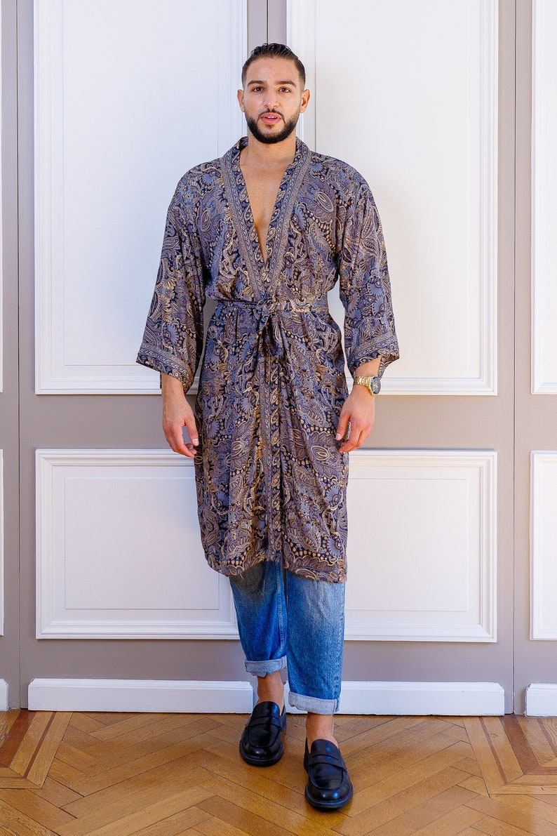 Men’s silk kimono – boho vintage robe – men’s lightweight dressing gown image 5