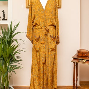 Kimono long en soie, robe d'intérieur bohème, kimono vintage avec ceinture, cadeau de Noël, cadeaux pour elle image 4