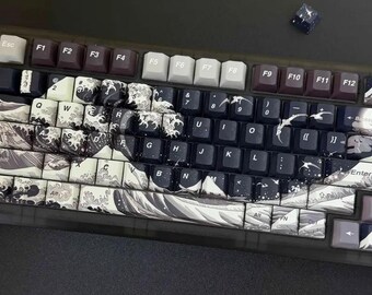 Juego de teclas personalizadas con temática de anime PBT de 136 teclas para teclados mecánicos de juegos