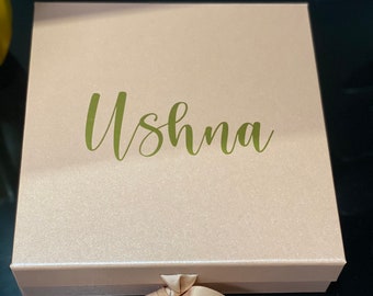 Caja de regalo personalizada, caja de regalo con nombre personalizado, caja de recuerdos, caja de cumpleaños, caja de regalo de boda, personalizada con nombre, dama de honor