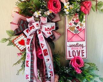 Corona de vid para San Valentín: Rosas rosadas, decoración para la puerta de los enamorados