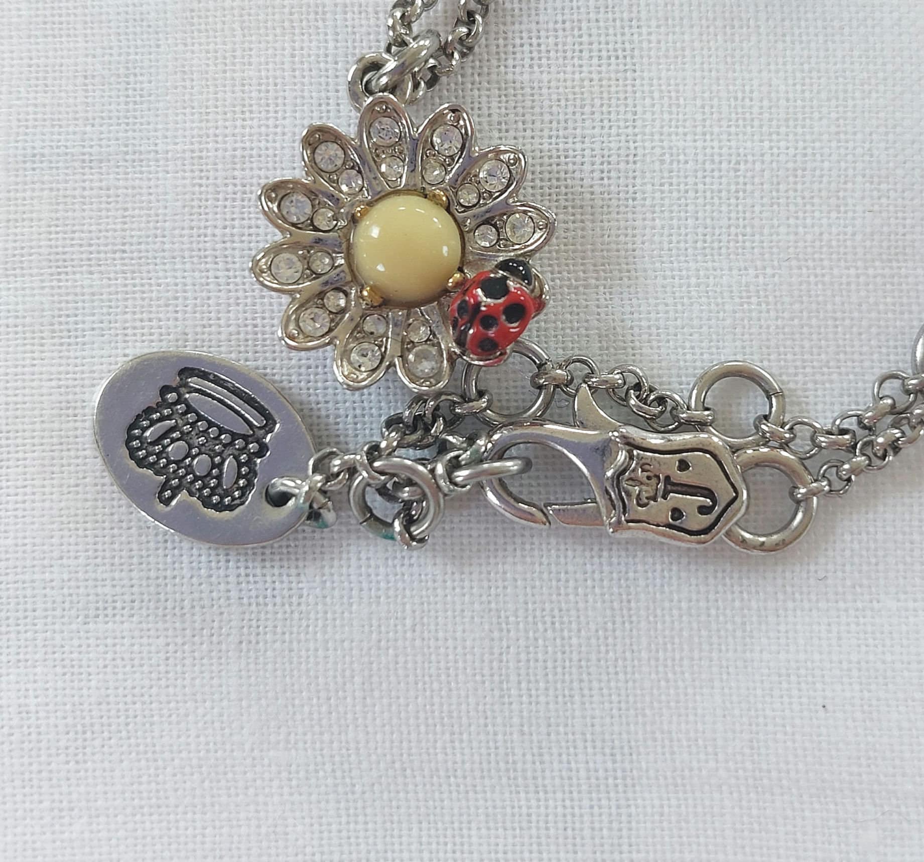 Juicy Couture Iconic Ladybug/ladybird Daisy Flower Pendant