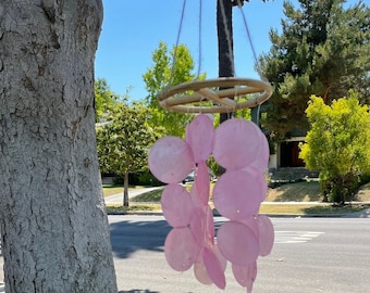 Carillon éolien en coquillage capiz rose clair