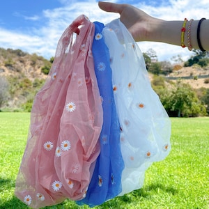 Mini daisy embroidery organza mesh tote bag (3 colors)