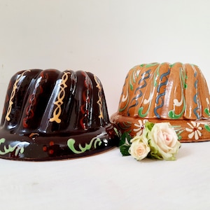 French Alsace Pottery Medium Bundt Cake Pan Molds, Vintage Kugelhopf ceramic mould. Hand painted Kitchen Decoration, French Cake Moulds