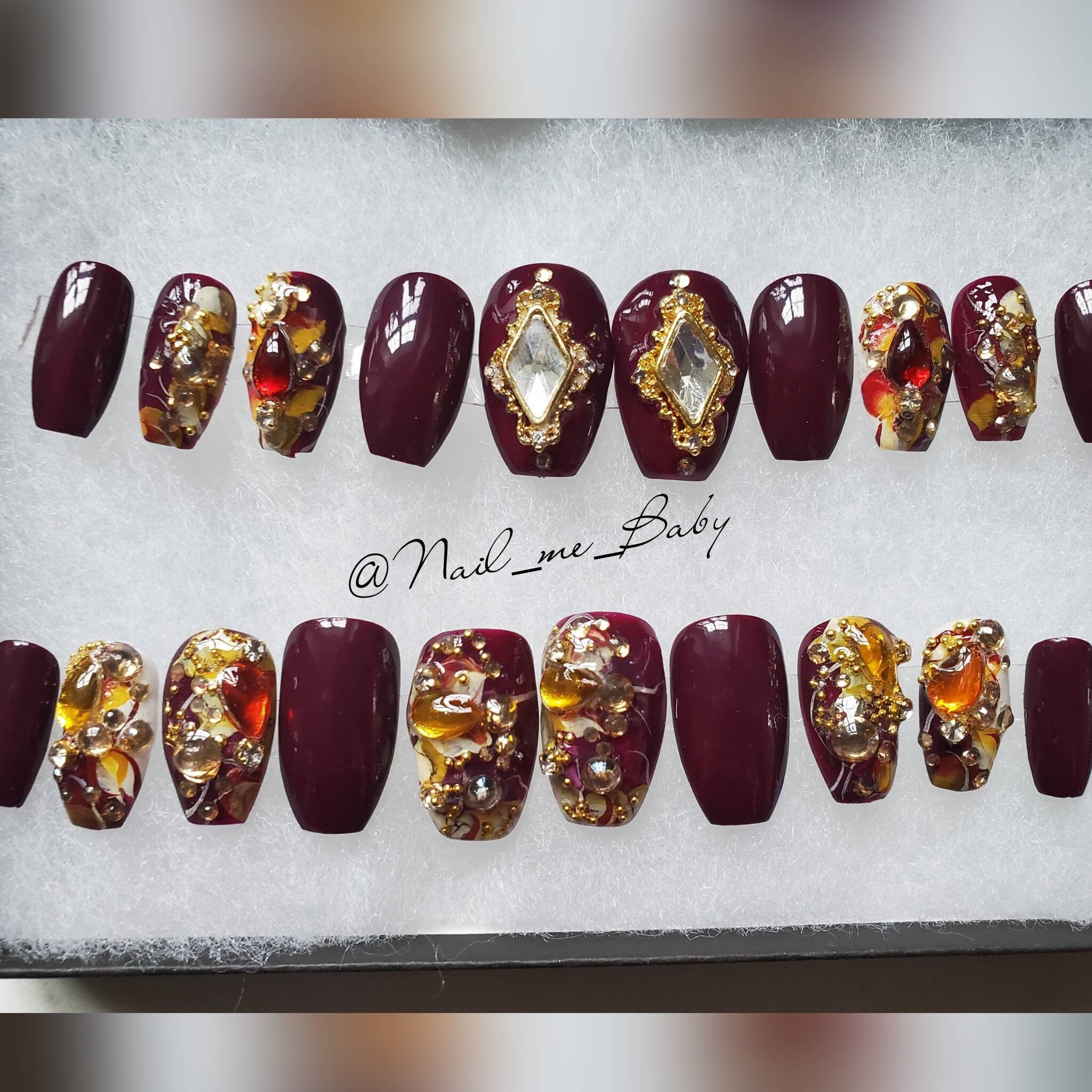 Luxurious press-on Nails | Etsy