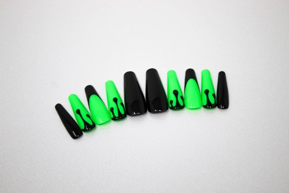 Hot Girl Black Green Stripe Fake Nails French Long Coffin Artificial Nail  Tips | eBay