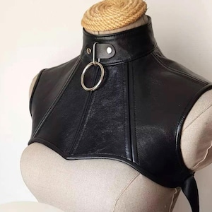 Handgemaakt leren nekharnas korset: gedurfde mode-outfit dames gothic houding kraag uitrustingsharnas