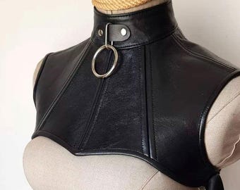 Handgemaakt leren nekharnas korset: gedurfde mode-outfit dames gothic houding kraag uitrustingsharnas
