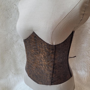 Medieval Viking Woman Warrior underbust  custom Corset  belt Leather dragon scale Handmade vintage LARP Armor Cosplay  Costume Fantasy