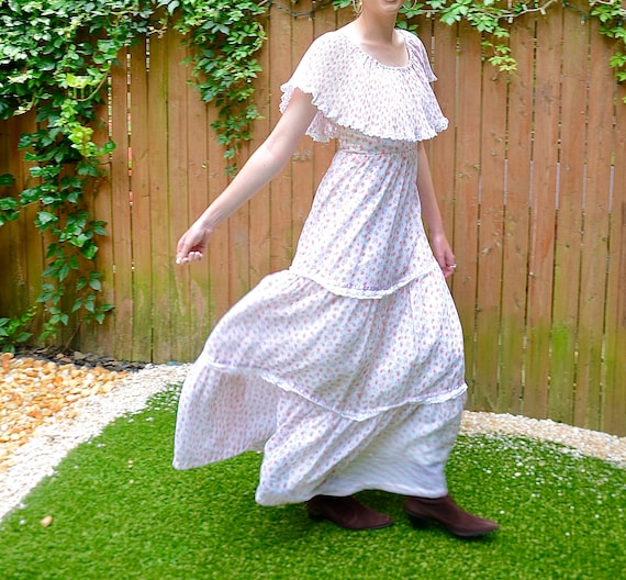 Vintage 70's Handmade Floral Praire Dress