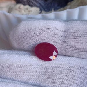 Red Ruby Corundum Gemstone, Natural Ruby Oval Shape, 4.10 Cts Ruby Loose Stone, Heart Chakra, July Birthstone For Making Jewellery