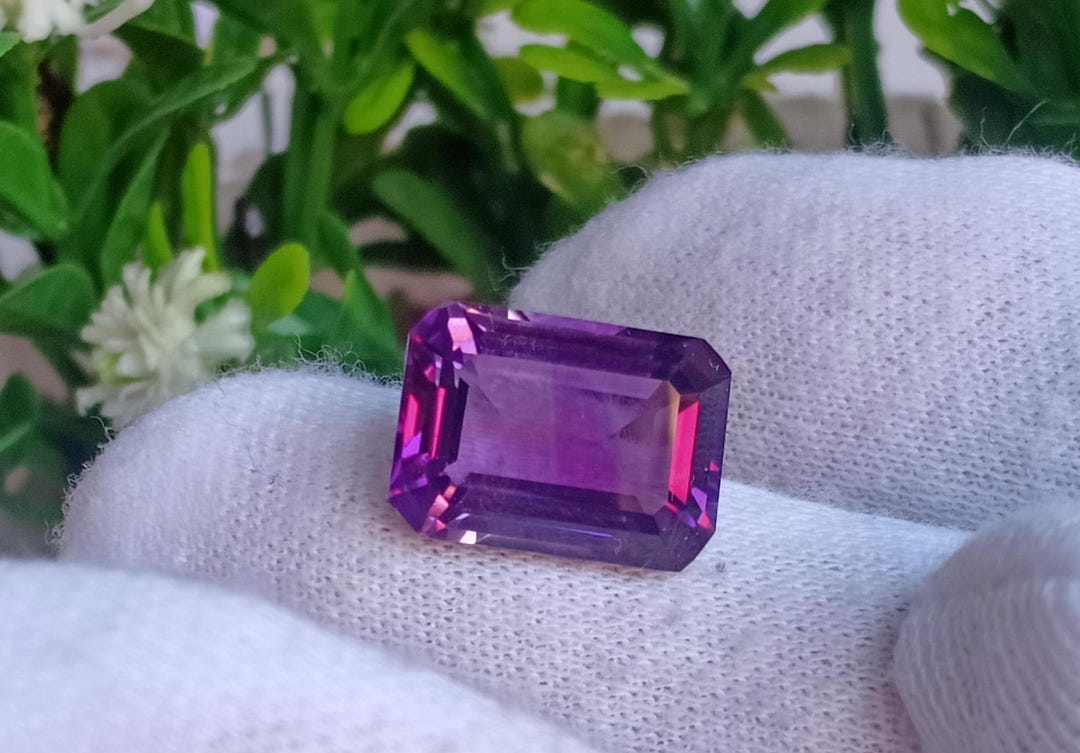 Natural Red Purple Amethyst: 7.50 Ct Octagon Gemstone - Etsy