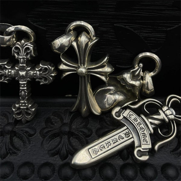 Colgante de cruz de flor de plata personalizado, colgante de daga, colgante punk, accesorios de motocicleta, fabricación de joyas de plata, regalos