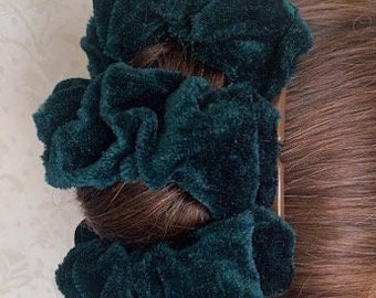 Hairgem ‘Bottle Green Velvet’ material Double Hair Combs, French Twist Holder, Bun Maker, Ponytail, Strong Combs and elastic.