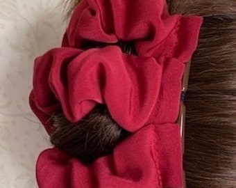 HairGem ‘Crimson’ Material Hair Accessory, Double Hair Combs, French Twist Holder, Bun Maker, Ponytail, Strong Combs and elastics