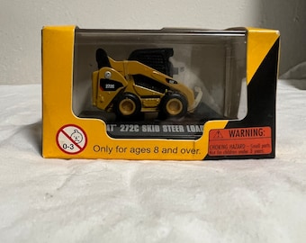 Norscot scale model’s construction minis CAT 272 C skid steer looader