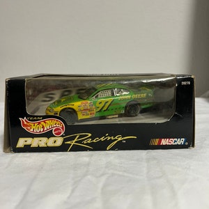Hot Wheels - Roush Racing - Ford Taurus (John Deere)