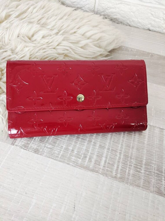 Louis Vuitton purse