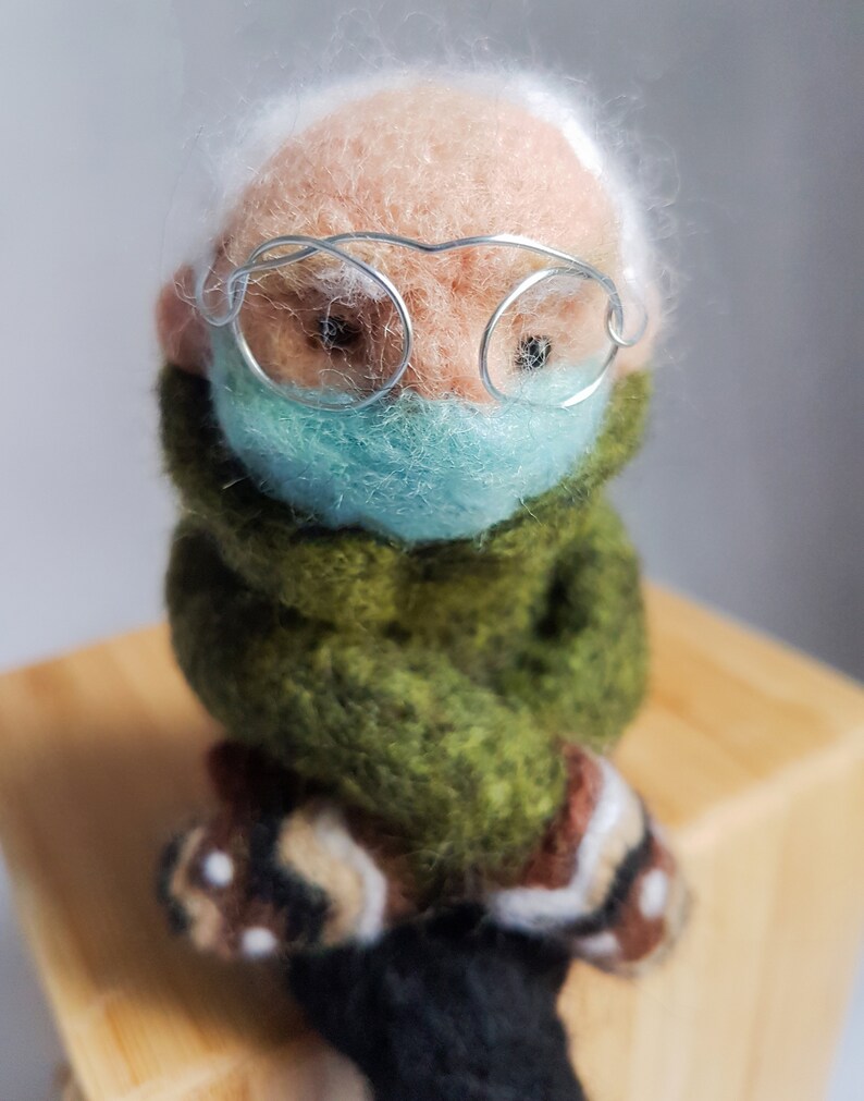 Bernie Sanders Mittens doll Inauguration Day Meme doll Small shelf decorations Grumpy chic Political doll needle felt image 6