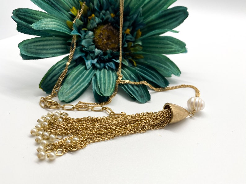 Freshwater Pearl Fashion Jewelry Discreet Fidgeting Necklace Gold Tassel Gifts for Her Adult Fidgeting
