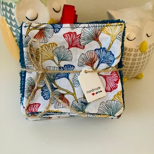 Packung mit 5 waschbaren Make-up-Entferner-Tüchern mit Blumenmotiv