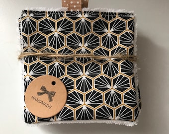 Pack of 5 black washable makeup remover wipes