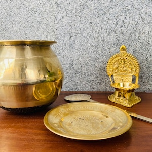 Traditional South India Bronze Pongal Pot with Rice Measuring Pot Set, 2 litres