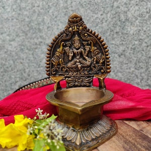 100ml Brass Antique Style Gaja lakshmi Vilakku Kamakshi Oil Lamp, Diya for Pooja, Kamatchi Vilakku, Brass lamp image 7