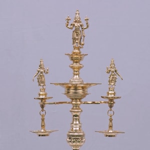 26 inch Brass Lord Vishnu  lamp (Traditional, Handmade, Oil Lamp, Diya for Pooja, Peacock Kuthu Vilakku, a Pair)