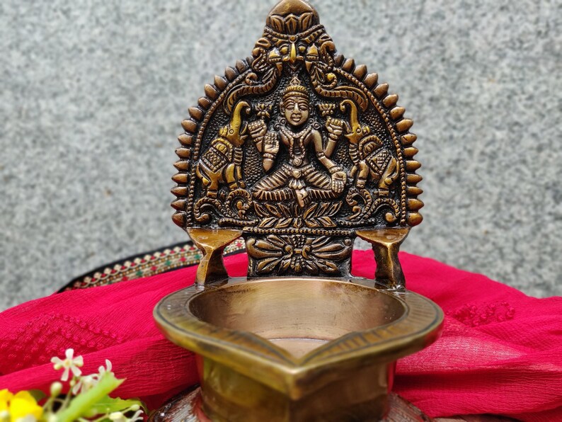 100ml Brass Antique Style Gaja lakshmi Vilakku Kamakshi Oil Lamp, Diya for Pooja, Kamatchi Vilakku, Brass lamp image 3
