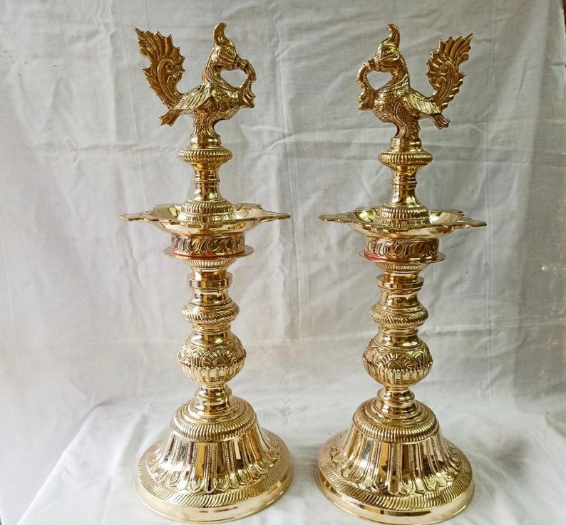 Handmade 22 Bronze Annapakshi Kuthu Vilakku Traditional Oil Lamp image 3
